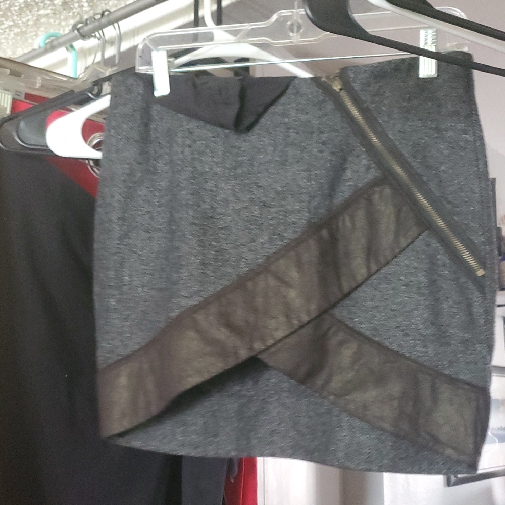 Very J Gray and Black Mini Skirt